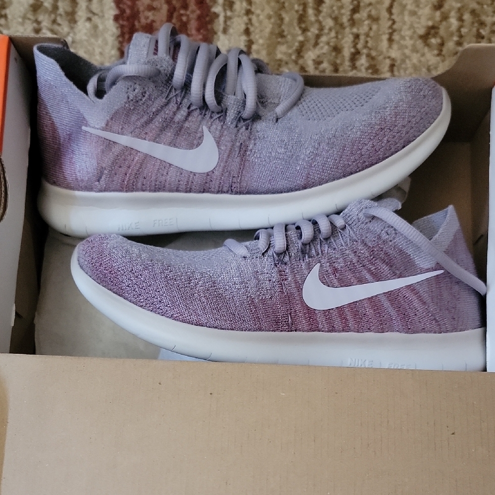 Nike Women's Purple Running Shoes